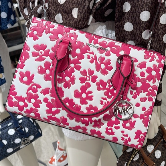 Michael Kors Sheila Md Sequined Floral Print CZ Satchel & JST Md Bi-Fold Wallet - Picture 16 of 16